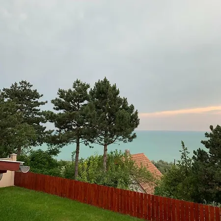 Kenese Panoráma Apartman 2 Balatonkenese