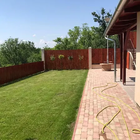 Kenese Panorama Apartman 2 * Balatonkenese